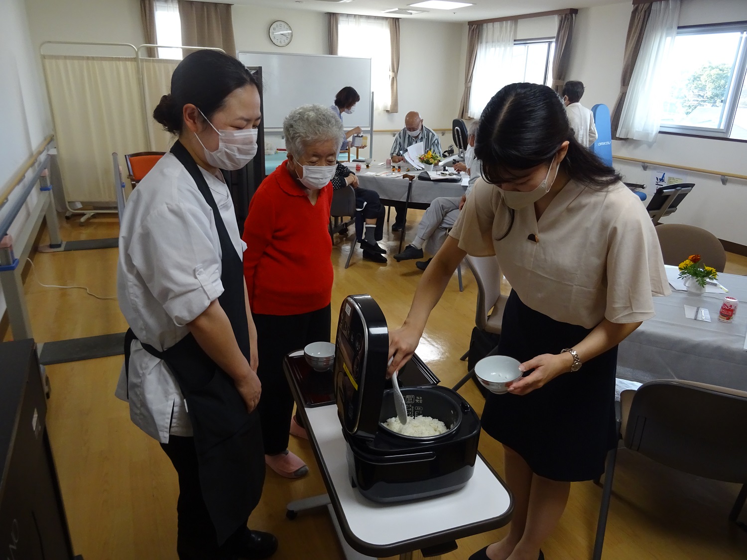 １０月の もみの樹café