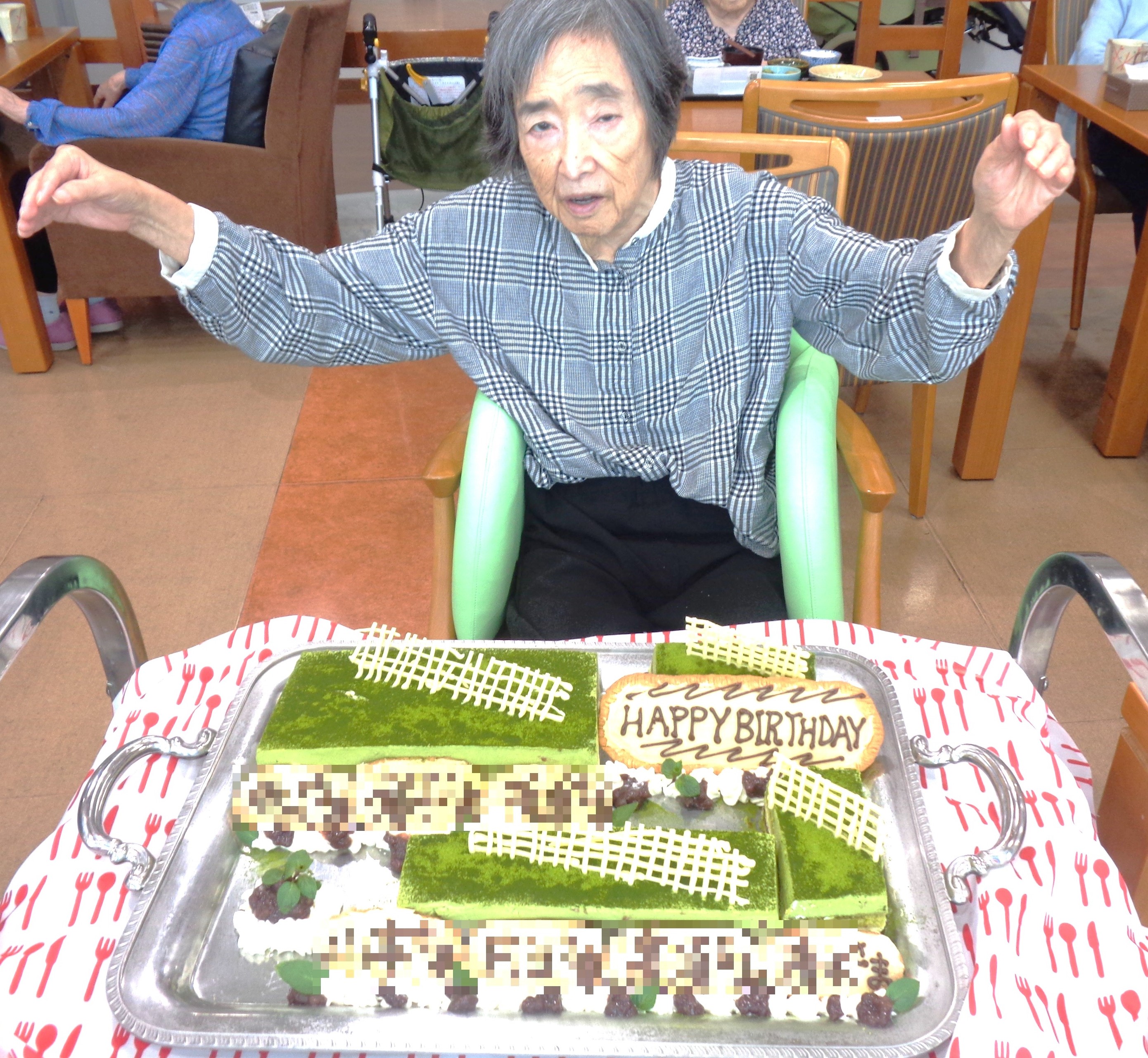 お誕生日ケーキ