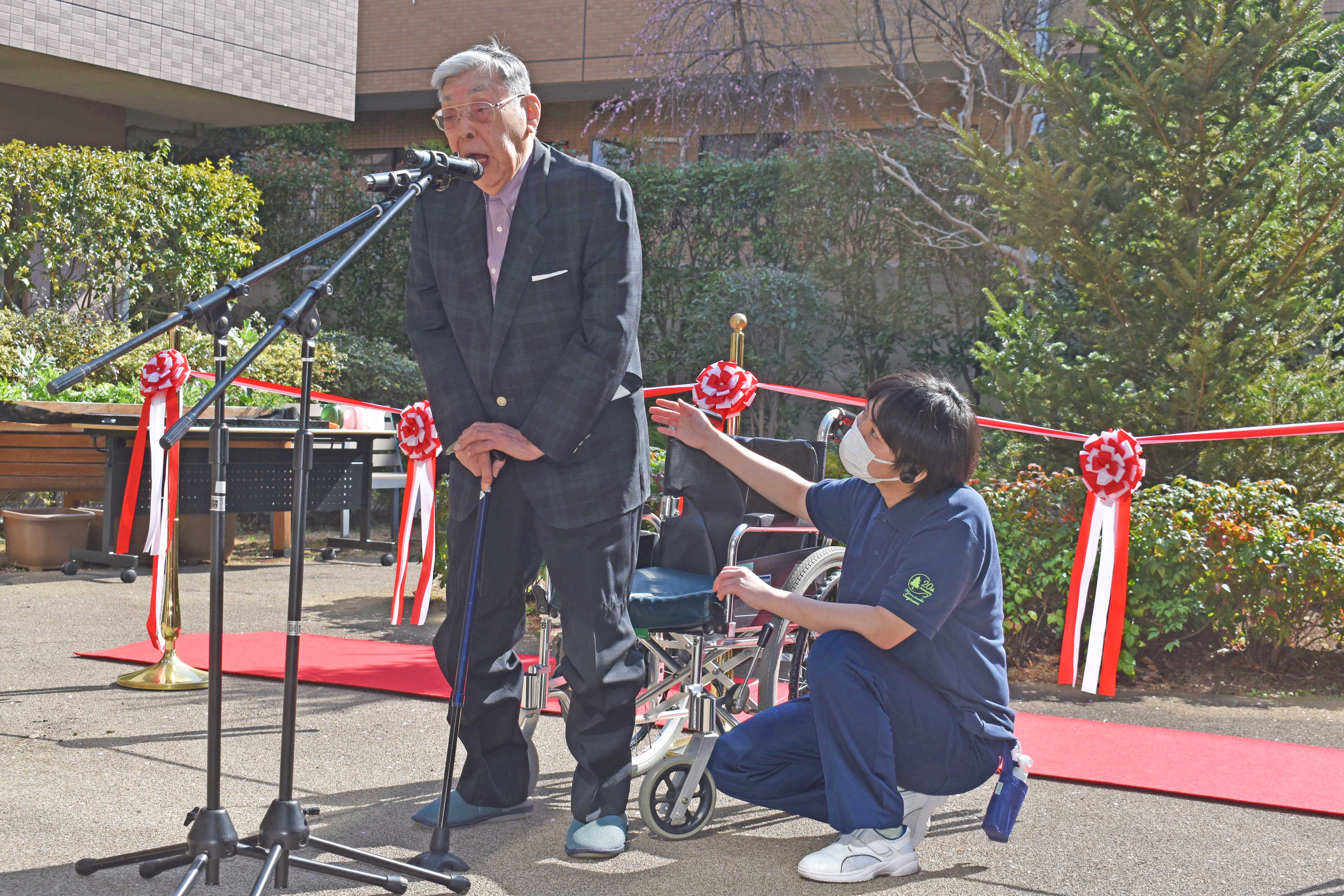 もみの樹・杉並 開設20周年　～①セレモニーと特別展示・記念品贈呈～