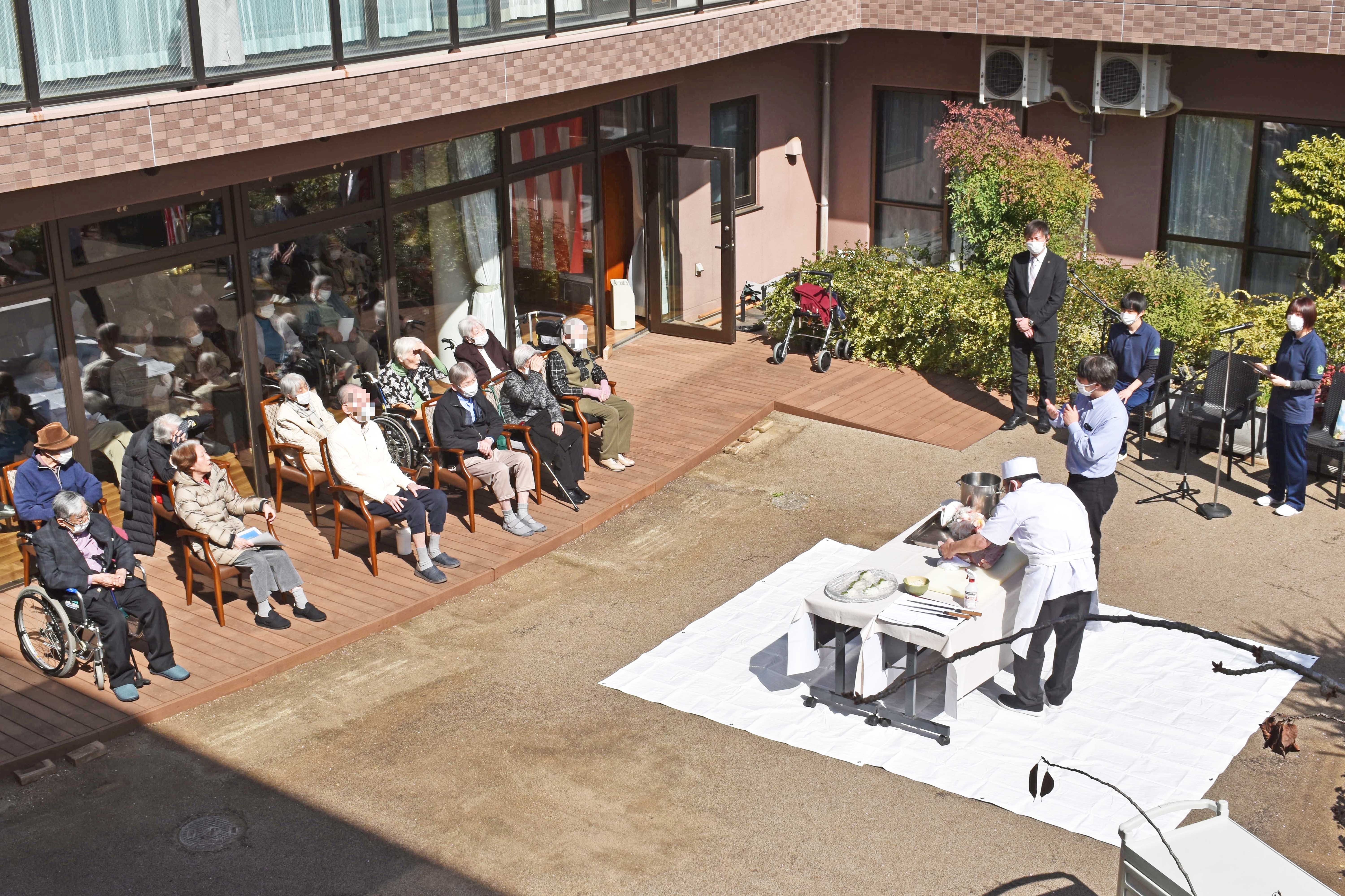 もみの樹・杉並 開設20周年 ～③鰤解体ショーと特別ランチ～