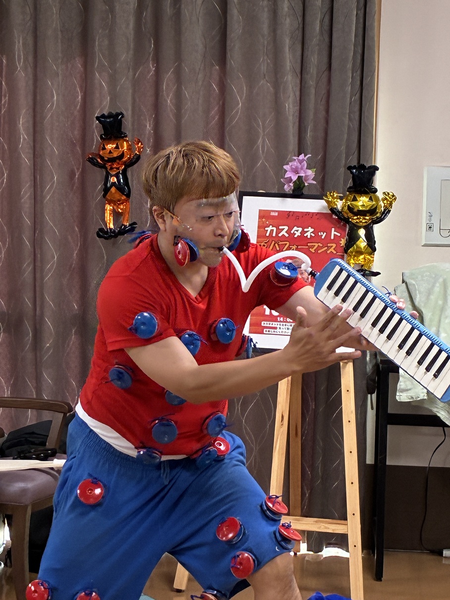「カスタネットパフォーマンス」