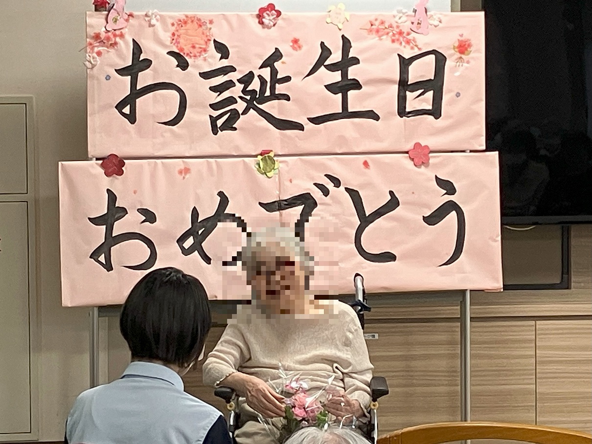 お誕生日会＆リトミック