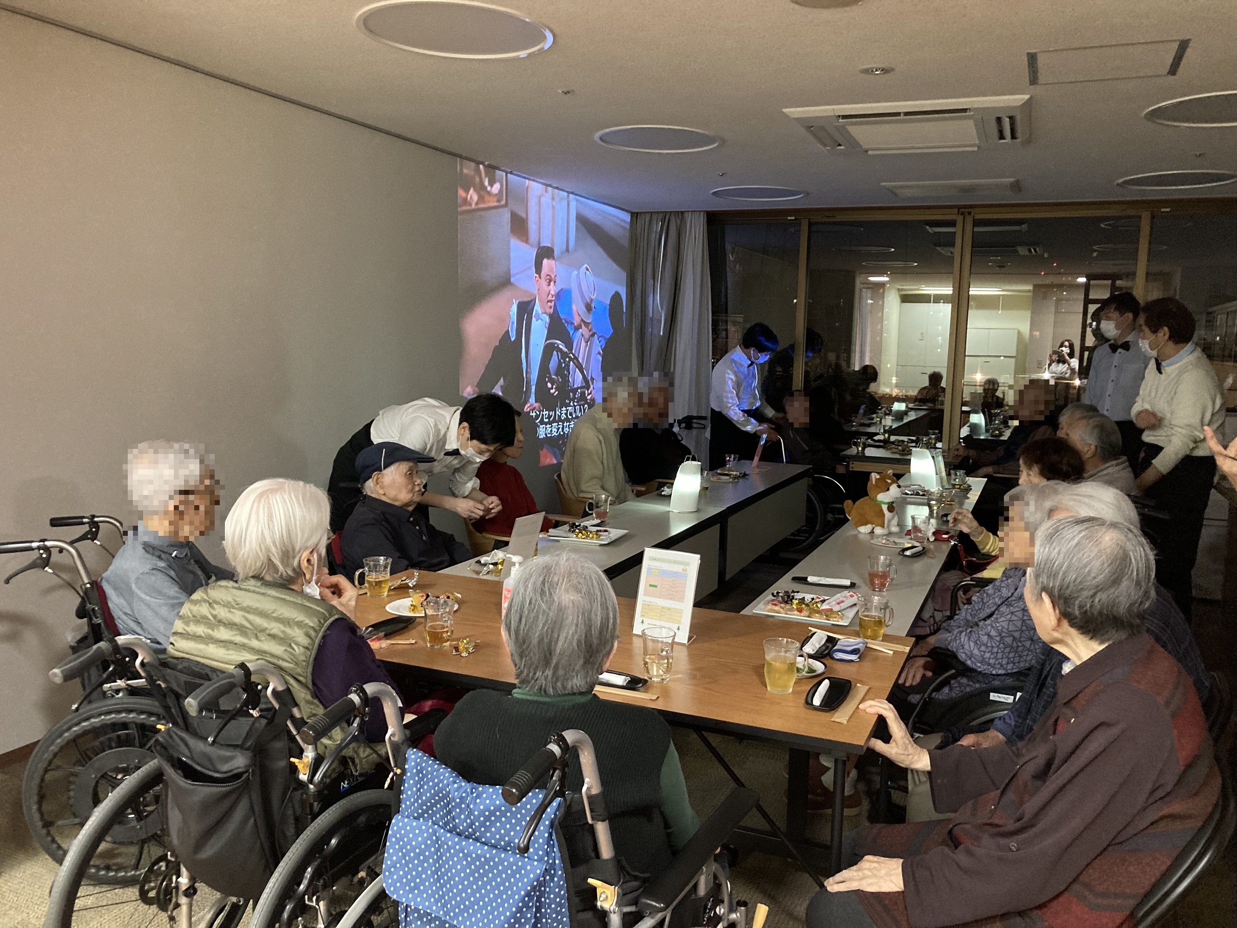 初春のナイトバー