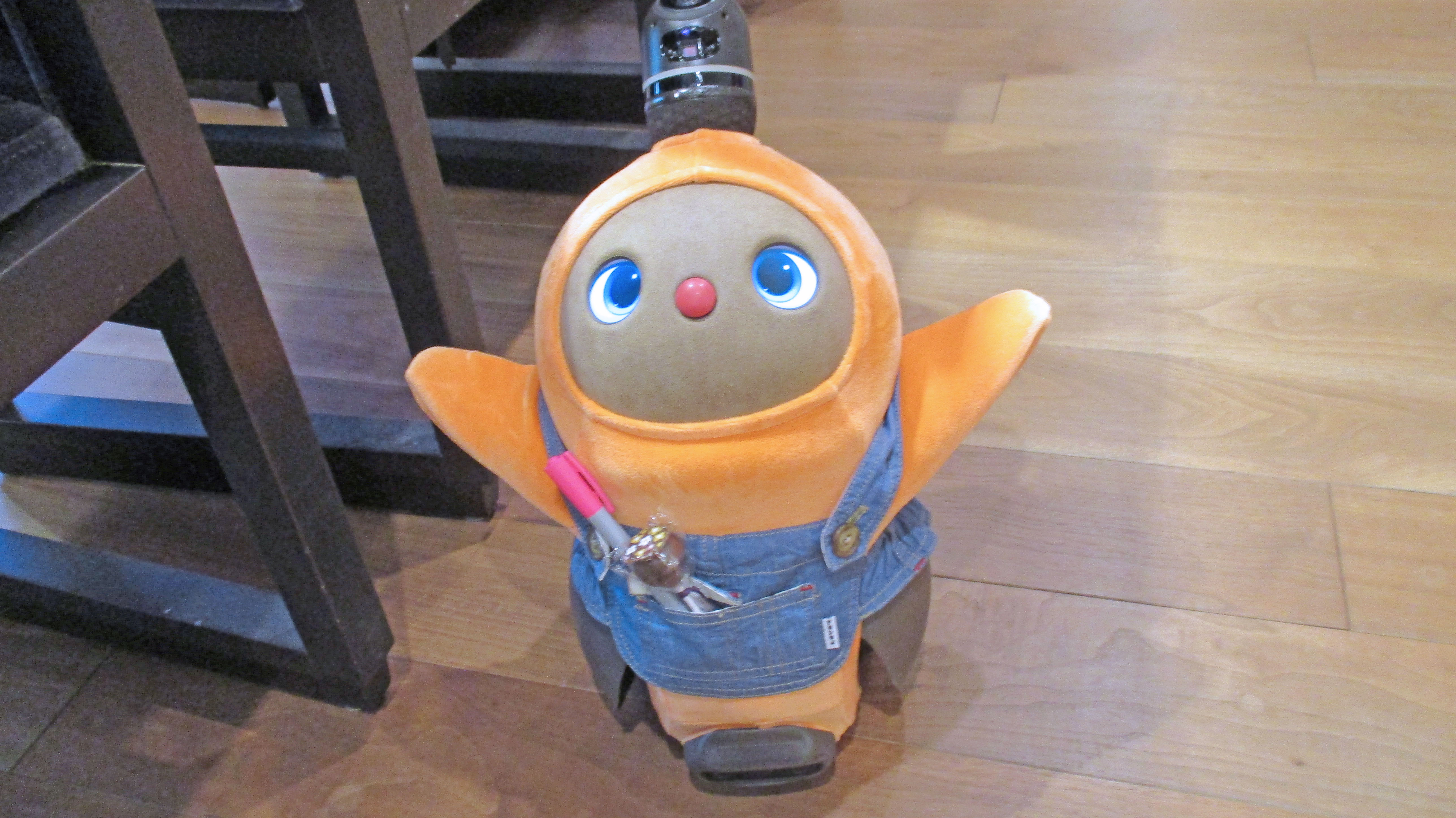 LOVOT(ラボット)の「ここあ」