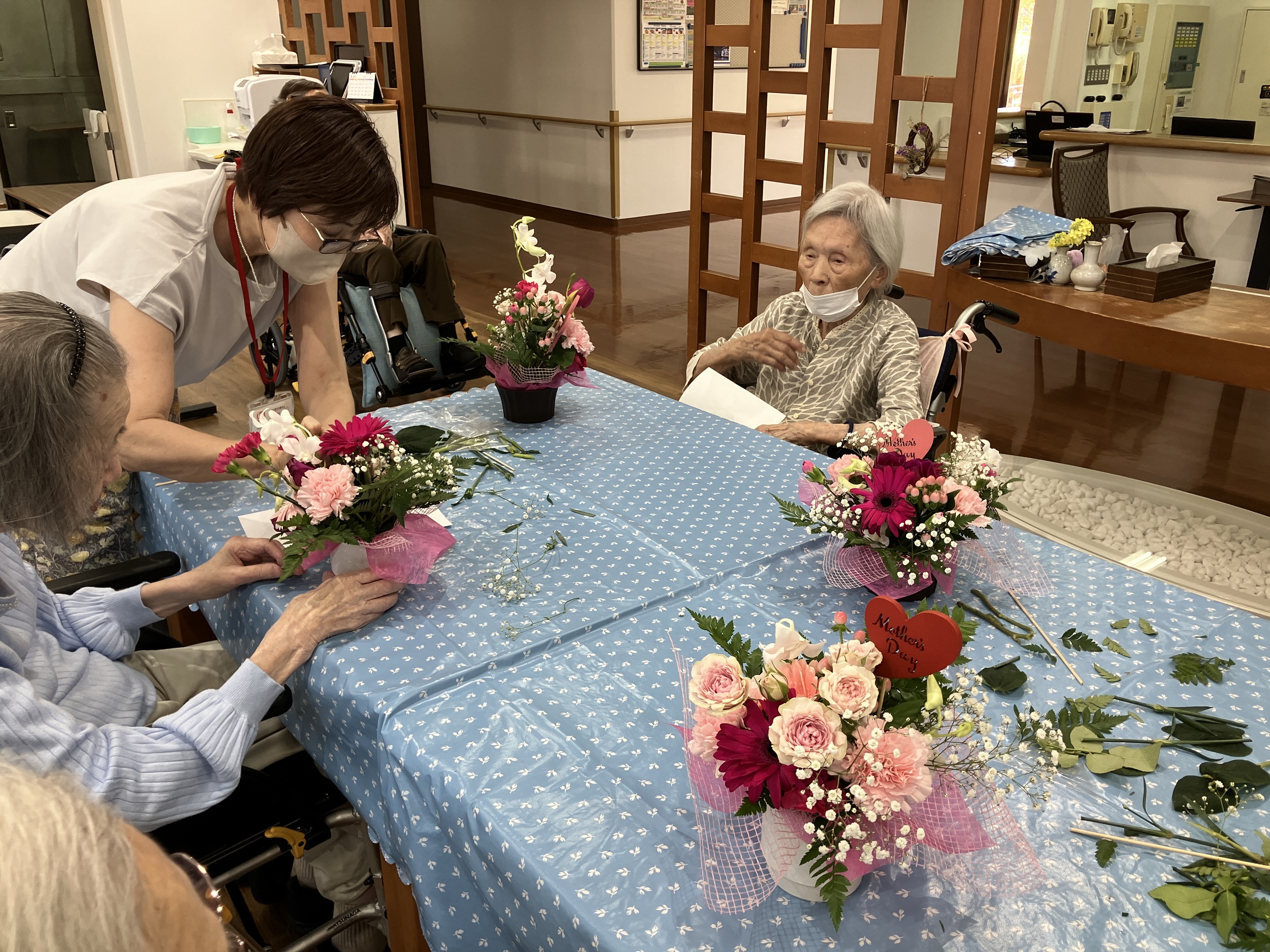 5月のフラワーアレンジメントサークル