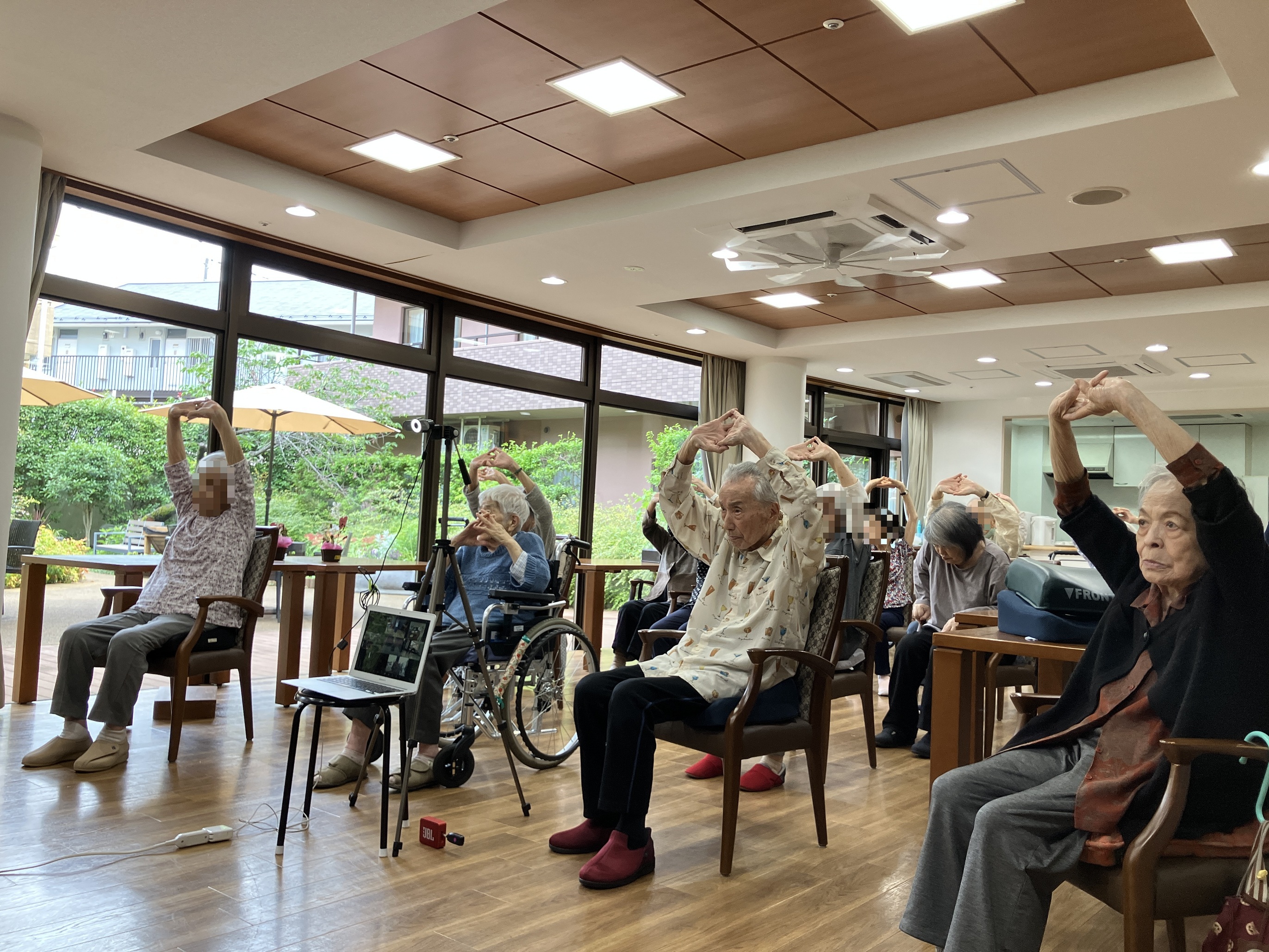 椅子ヨガ現地開催