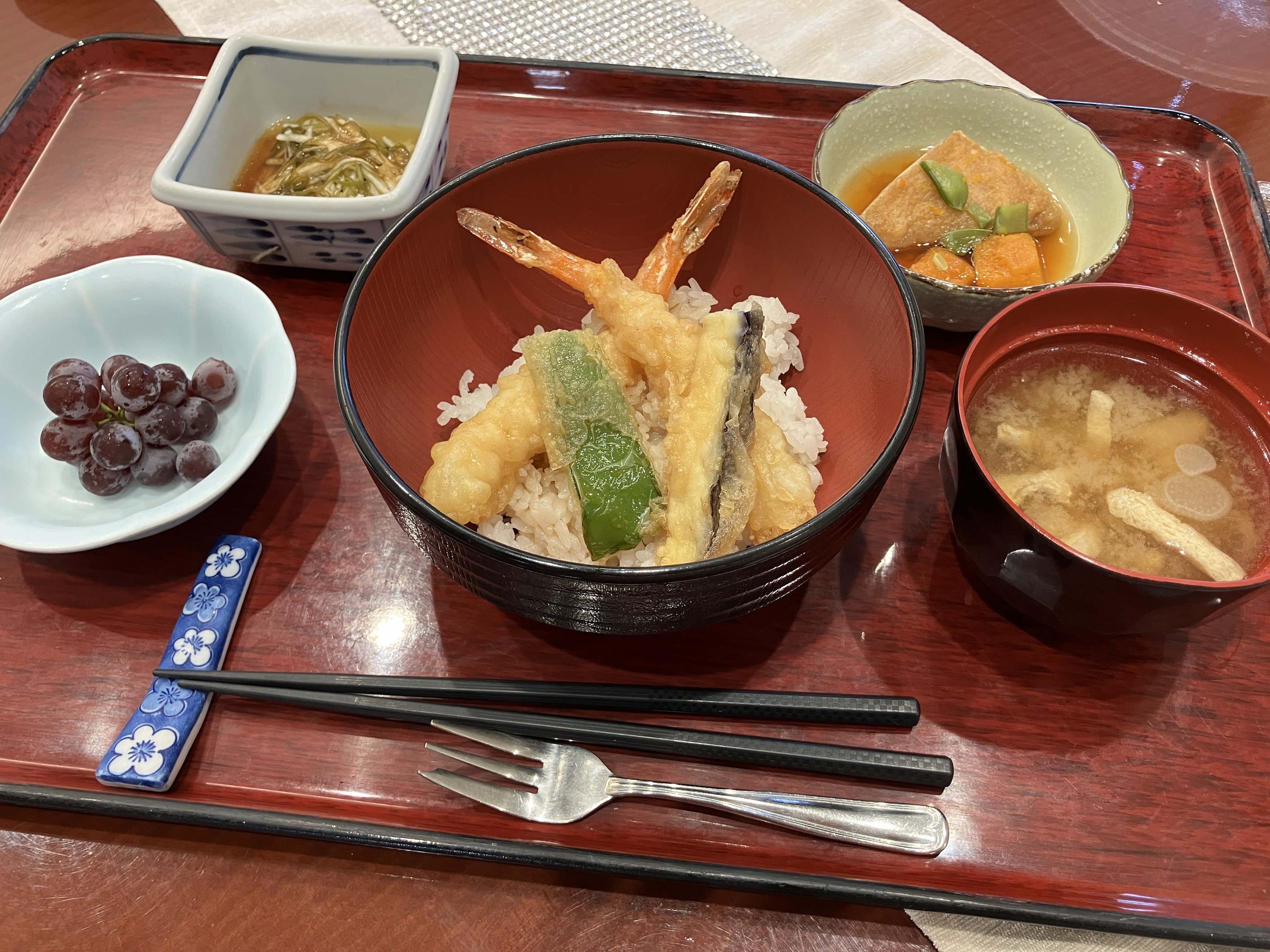 6月のお誕生日特別ランチ＆ケーキ