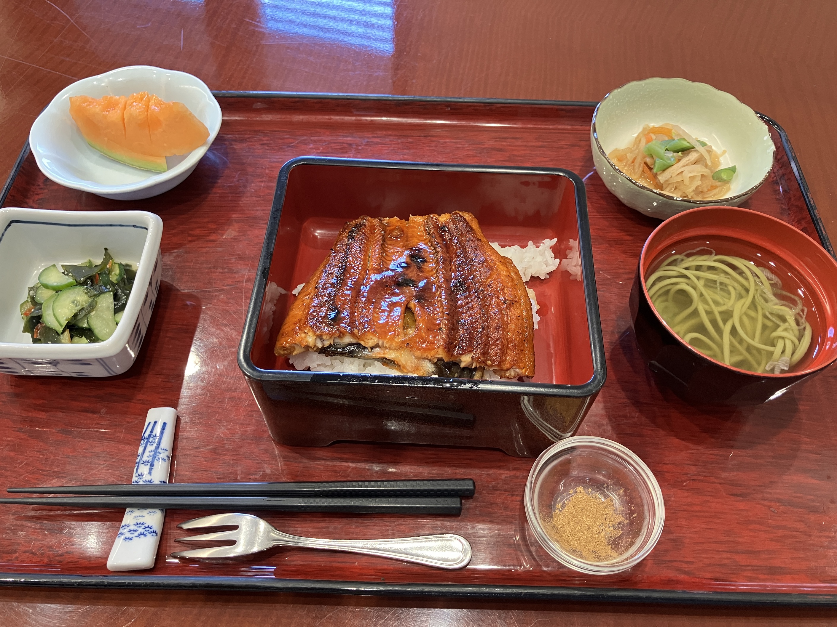 お買い物後のランチタイム～土用の丑の日～