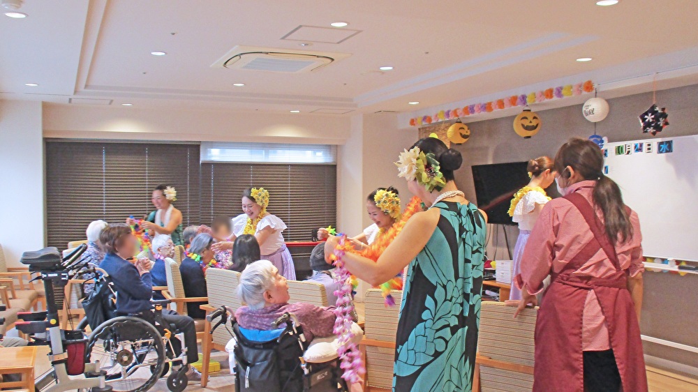 フラダンスのアクティビティ