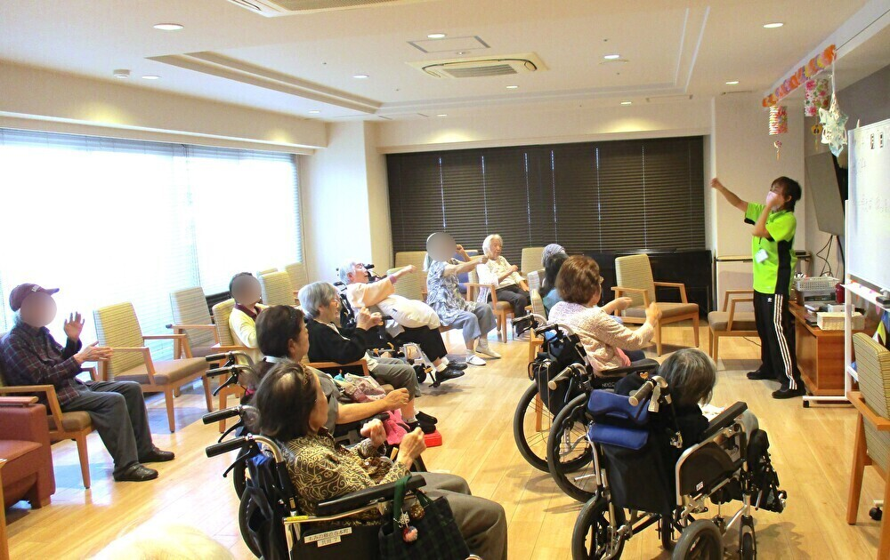 外部講師によるアクティビティ
