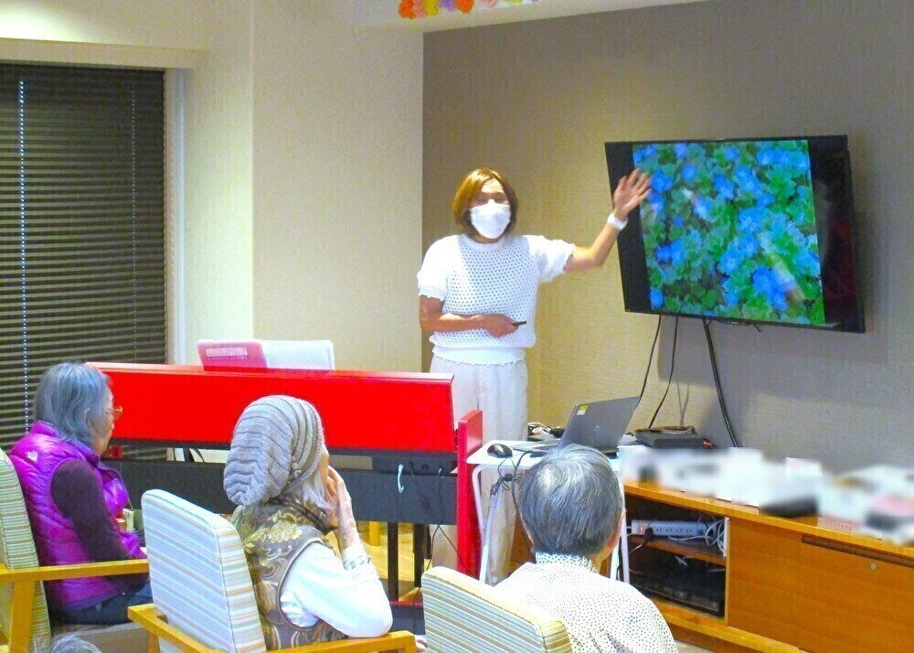 歌とお話会