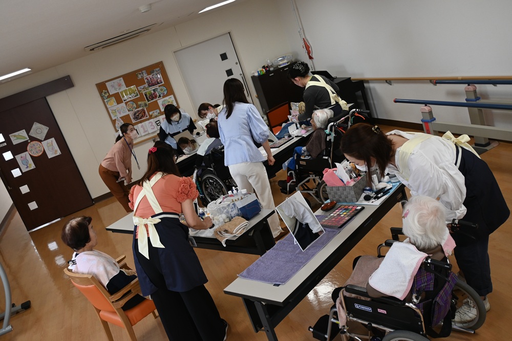 介護美容レクリエーション