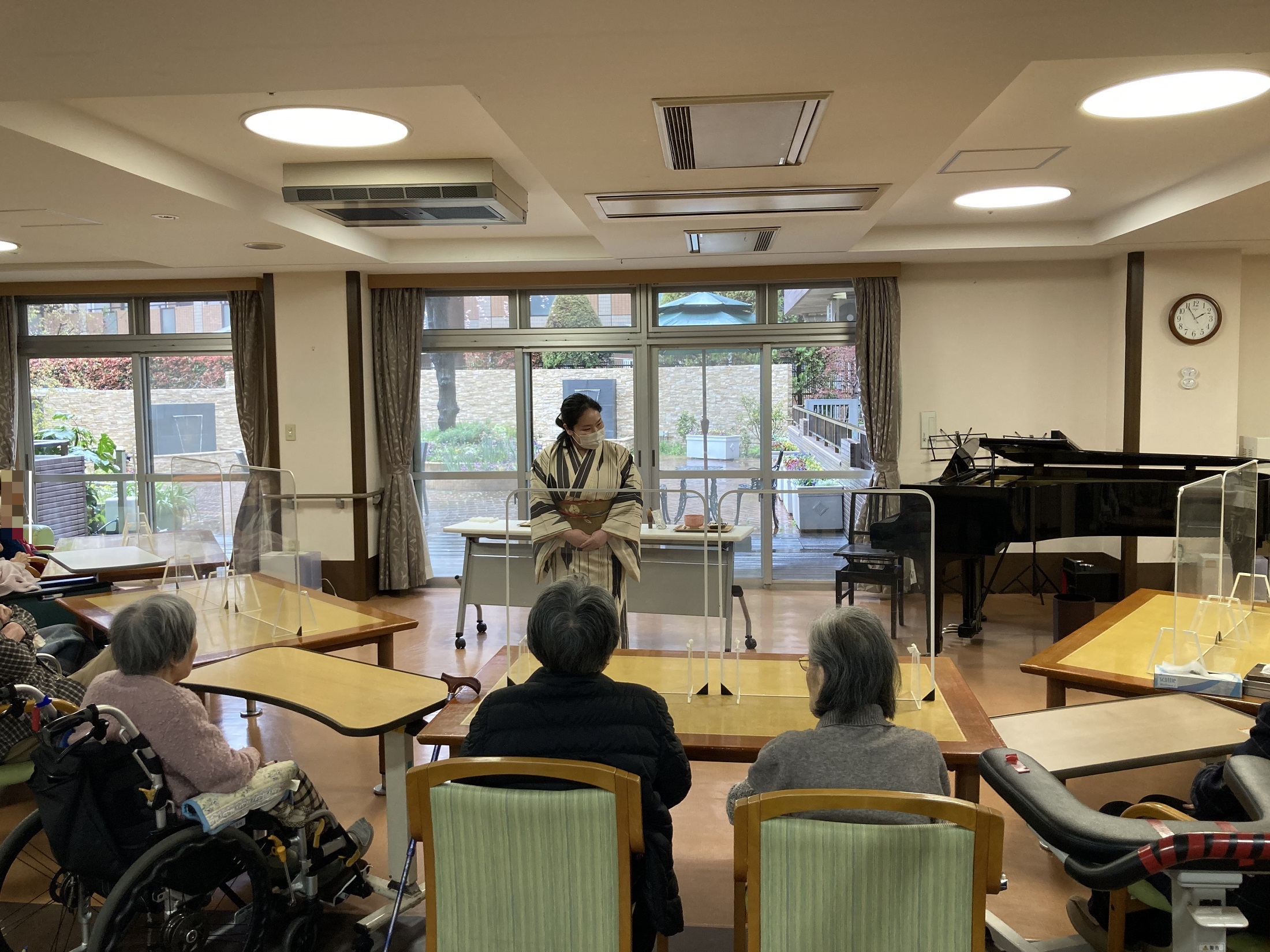 スタッフによるお茶会
