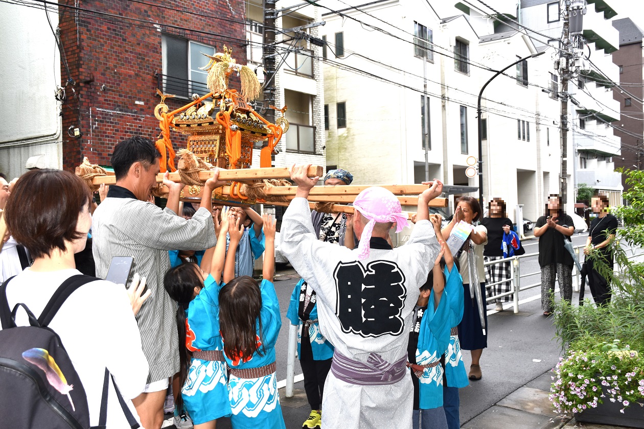 ９月２３・２４日　氷川神社　例大祭