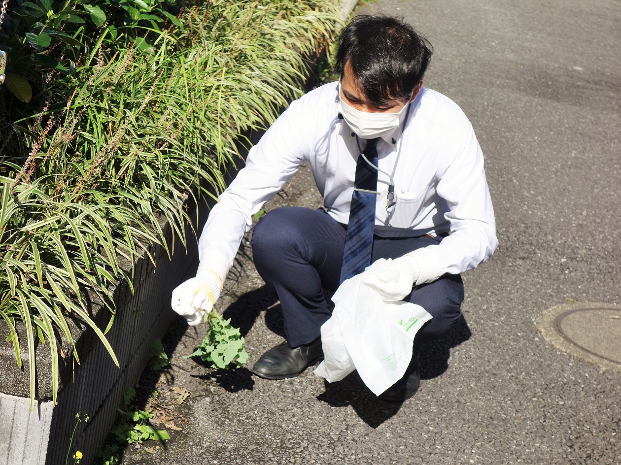 11月4日　地域清掃活動を実施しました。