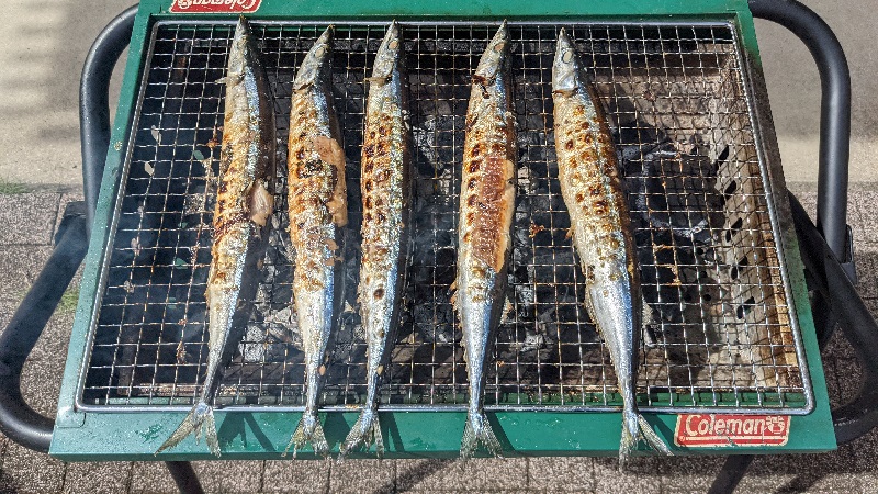 季節を感じるイベント食“秋刀魚の塩焼き”