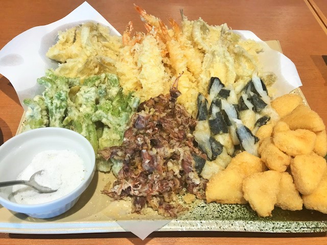 3月21日　ランチバイキング