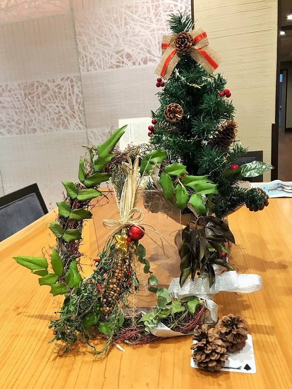11月16日　育てた植物でリーフ作り